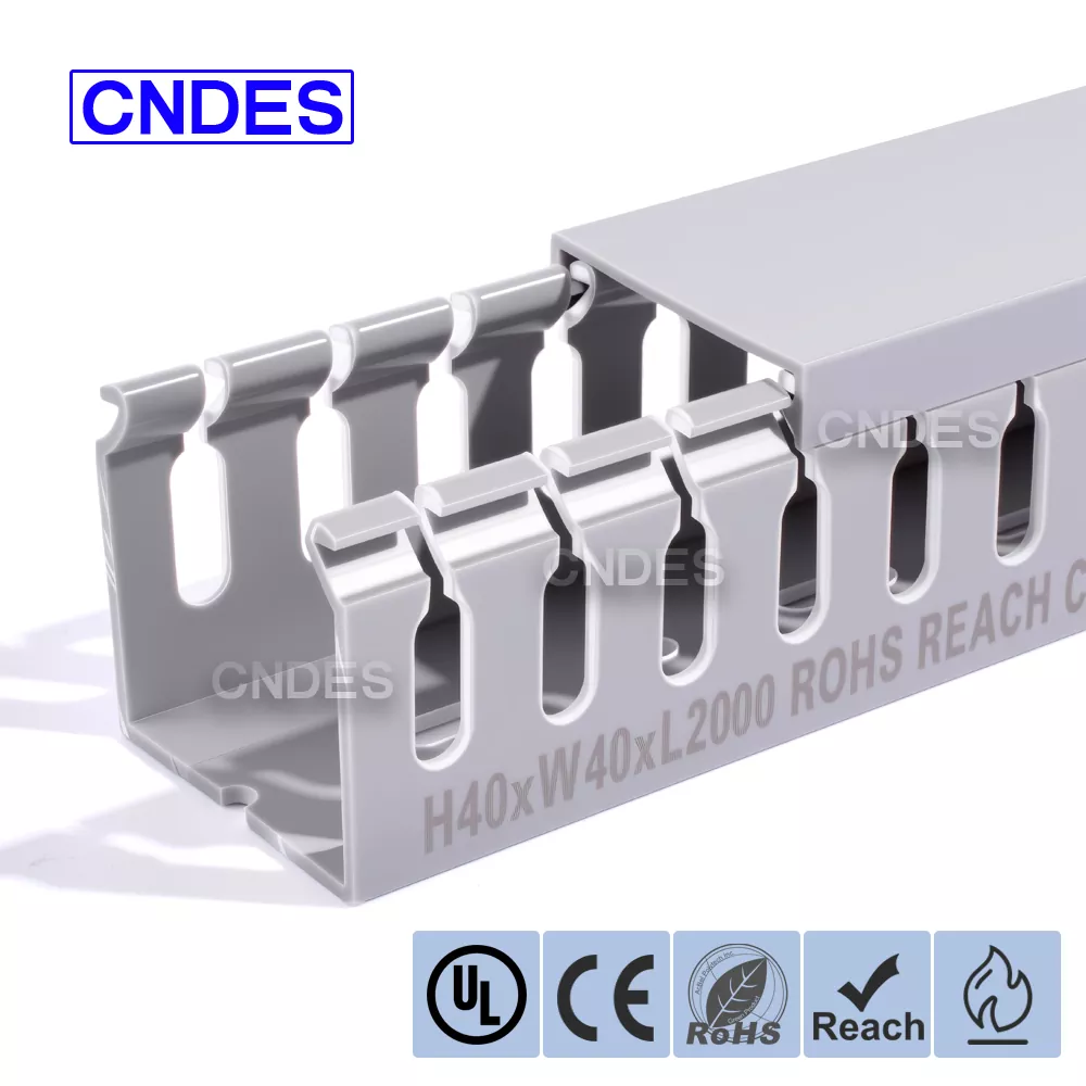 Qapaqlı 40×40 PVC Naqil Kanalı